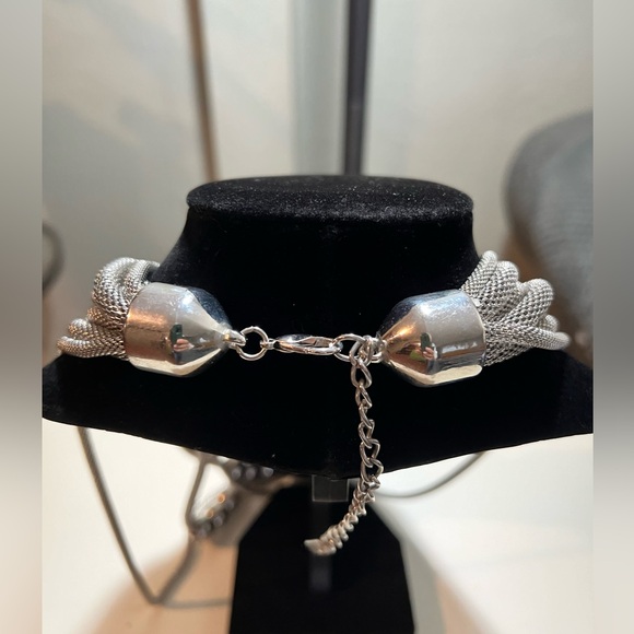 Mika silver-tone signature necklace with 8 stands of mesh chains and silver ball - Picture 4 of 4